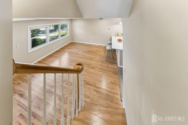 5 Bradford Road, East Brunswick, NJ 08816