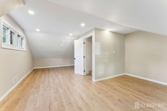 5 Bradford Road, East Brunswick, NJ 08816