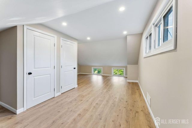 5 Bradford Road, East Brunswick, NJ 08816