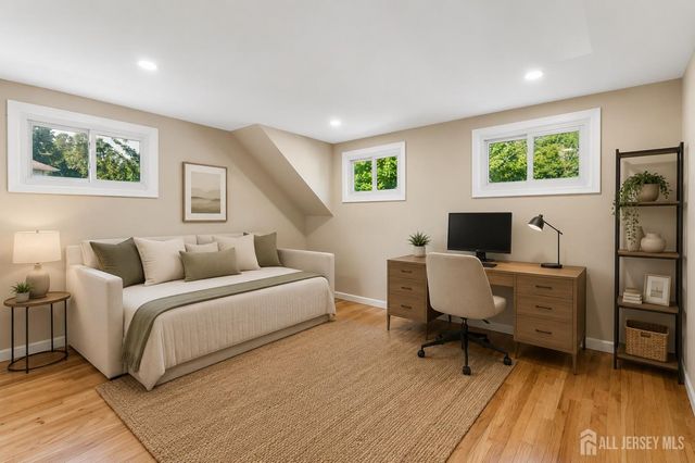5 Bradford Road, East Brunswick, NJ 08816
