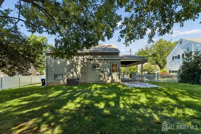 5 Bradford Road, East Brunswick, NJ 08816