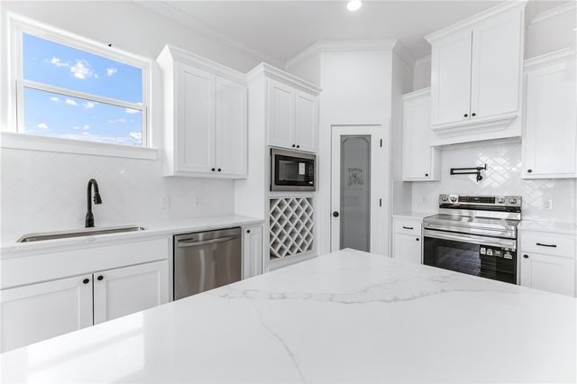 2102 Aleppo Court, Bryan, TX 77807