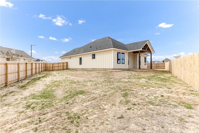 2102 Aleppo Court, Bryan, TX 77807