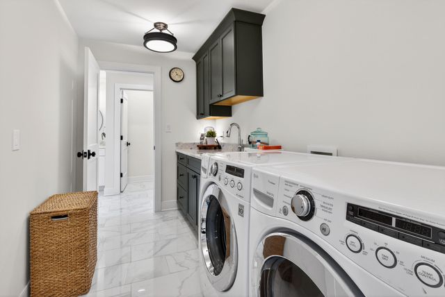 4246 Captains Court, Lexington, KY 40513