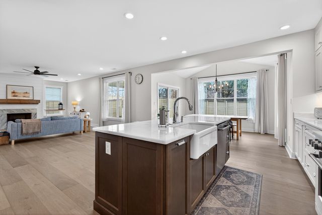 4246 Captains Court, Lexington, KY 40513