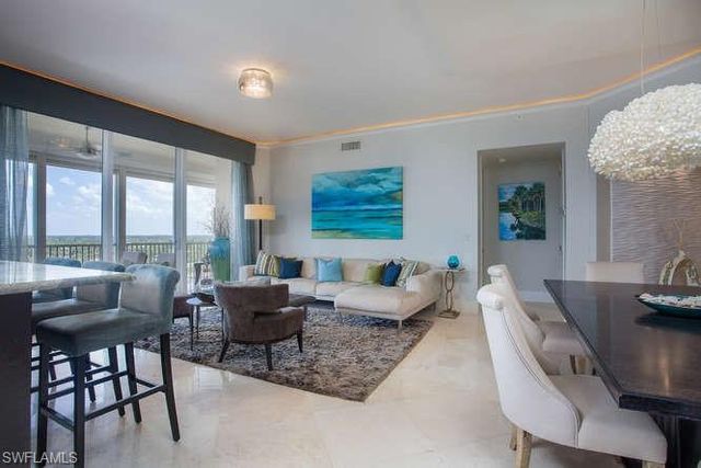 400 Flagship DR 1207, Naples, FL 34108