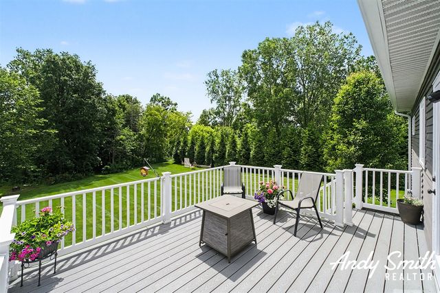 12069 68th Avenue, Allendale, MI 49401