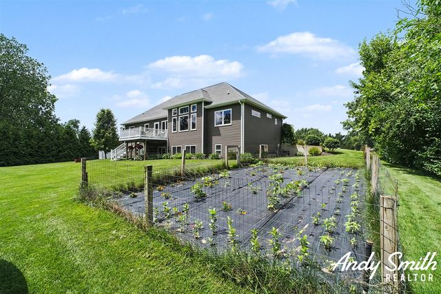 12069 68th Avenue, Allendale, MI 49401