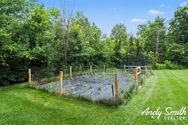 12069 68th Avenue, Allendale, MI 49401