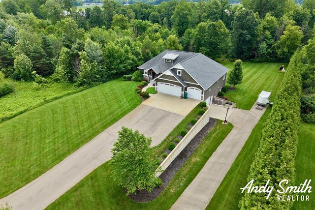 12069 68th Avenue, Allendale, MI 49401