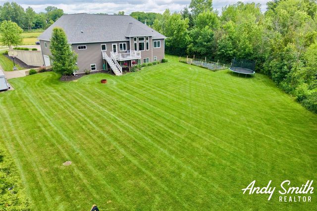 12069 68th Avenue, Allendale, MI 49401