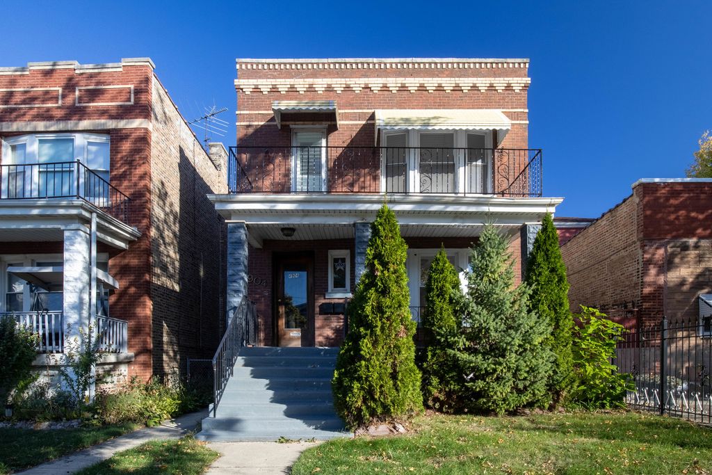 4904 W School Street 1, Chicago, IL 60641