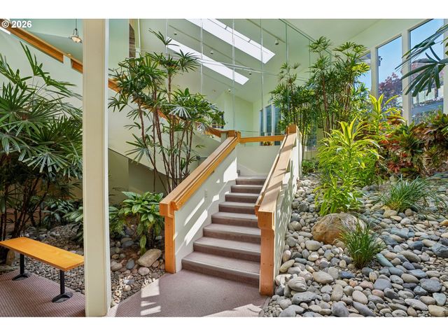 14862 Ne EUGENE St, Portland, OR 97230