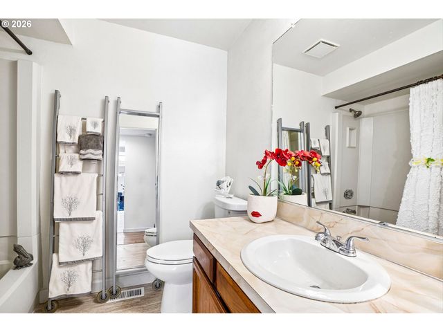14862 Ne EUGENE St, Portland, OR 97230