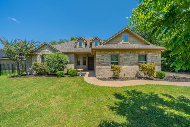 1812 Rockview Drive, Granbury, TX 76049