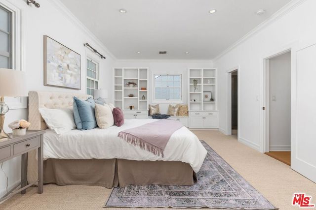 9534 W Olympic Boulevard, Beverly Hills, CA 90212