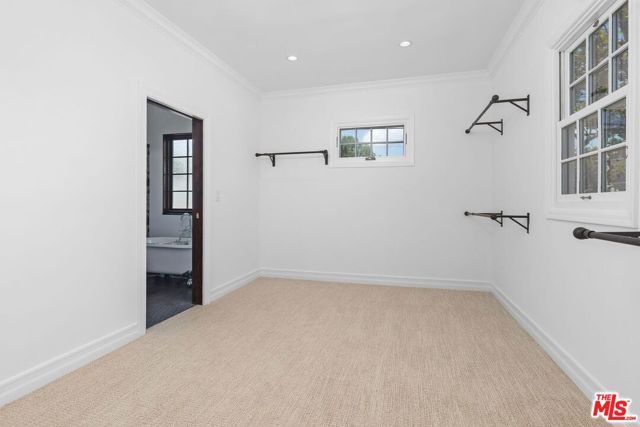 9534 W Olympic Boulevard, Beverly Hills, CA 90212