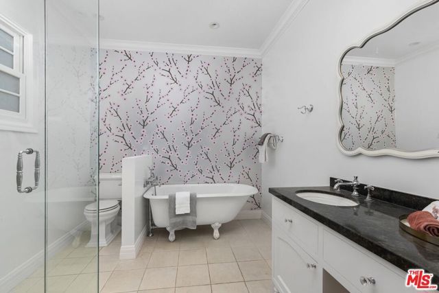 9534 W Olympic Boulevard, Beverly Hills, CA 90212