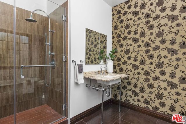 9534 W Olympic Boulevard, Beverly Hills, CA 90212
