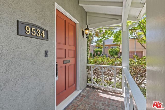 9534 W Olympic Boulevard, Beverly Hills, CA 90212