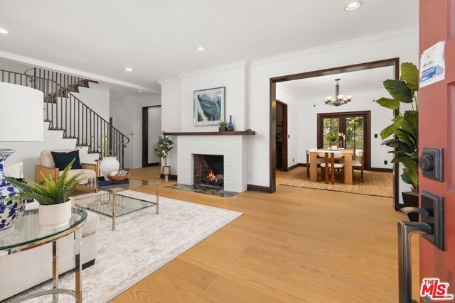9534 W Olympic Boulevard, Beverly Hills, CA 90212