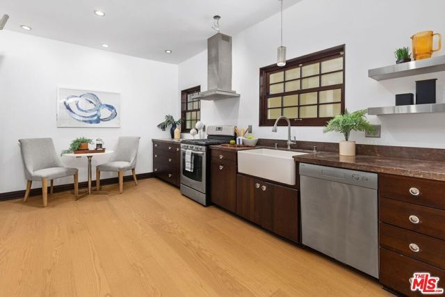9534 W Olympic Boulevard, Beverly Hills, CA 90212
