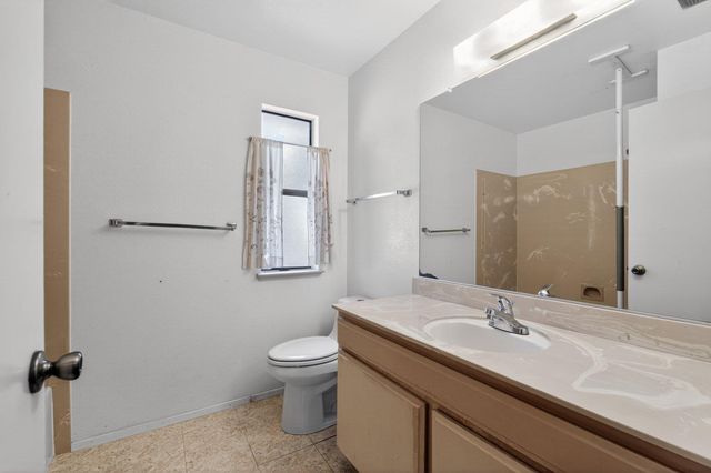 1204 Squire Ct, Roseville, CA 95661