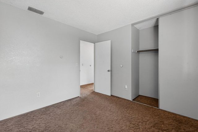 1204 Squire Ct, Roseville, CA 95661