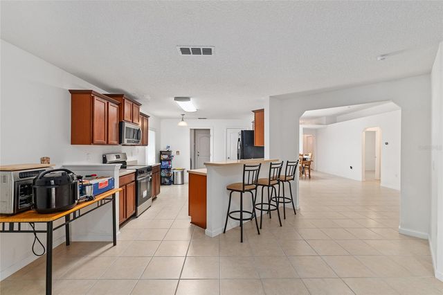 4939 NW 81ST AVENUE, Gainesville, FL 32653