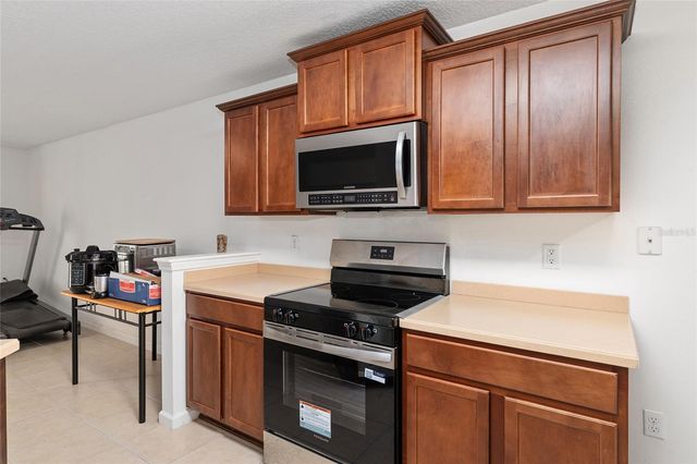 4939 NW 81ST AVENUE, Gainesville, FL 32653