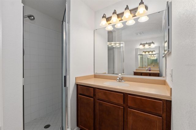 4939 NW 81ST AVENUE, Gainesville, FL 32653