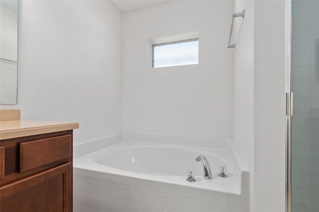 4939 NW 81ST AVENUE, Gainesville, FL 32653