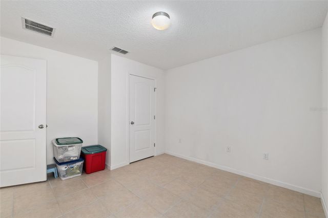 4939 NW 81ST AVENUE, Gainesville, FL 32653