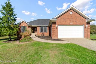 3809 Carriage Pointe Dr, Crestwood, KY 40014