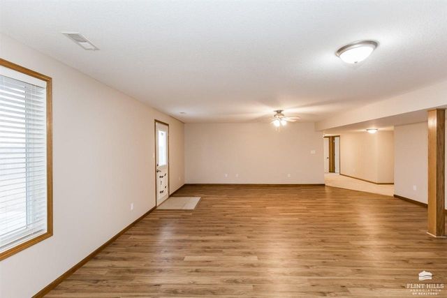 4193 Taneil Drive, Manhattan, KS 66502