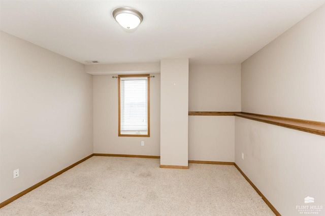 4193 Taneil Drive, Manhattan, KS 66502