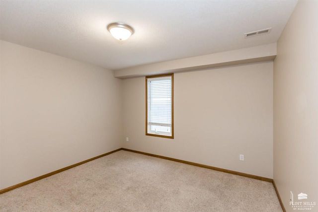 4193 Taneil Drive, Manhattan, KS 66502