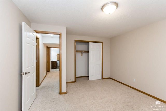 4193 Taneil Drive, Manhattan, KS 66502
