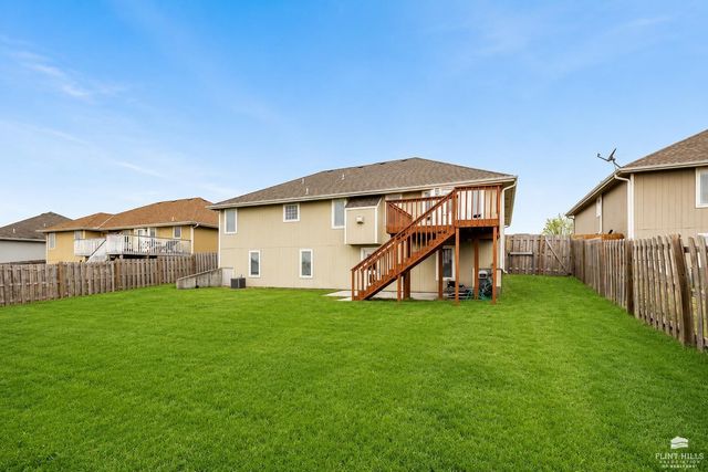 4193 Taneil Drive, Manhattan, KS 66502