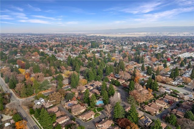 512 Wilshire Court, Chico, CA 95973