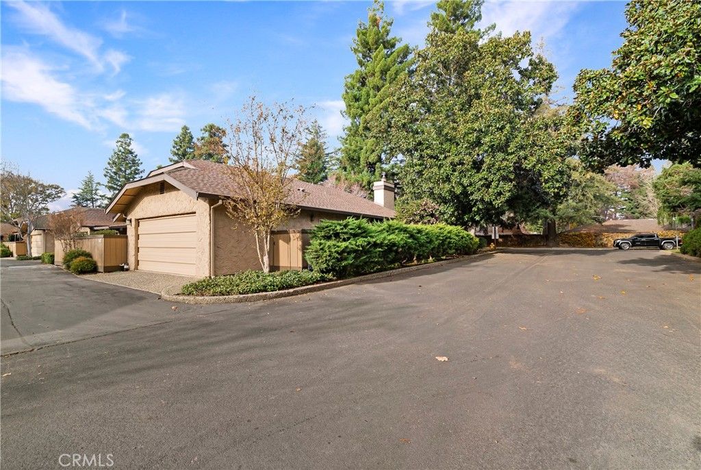 Image 34 of property listing at 512 Wilshire Ct Court, Chico, CA 95973