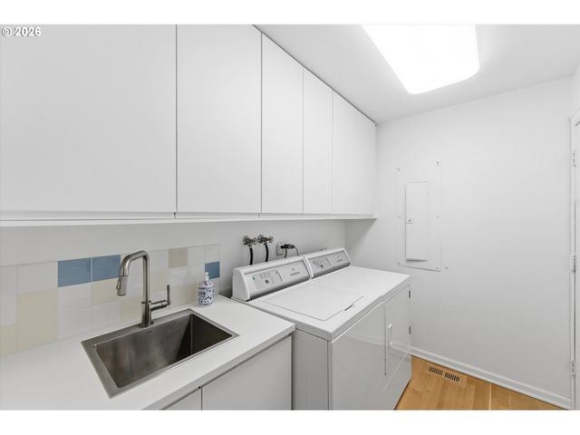 1464 GREENTREE Cir, Lake Oswego, OR 97034