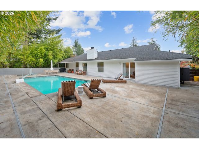 1464 GREENTREE Cir, Lake Oswego, OR 97034