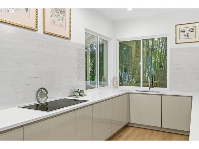 1464 GREENTREE Cir, Lake Oswego, OR 97034