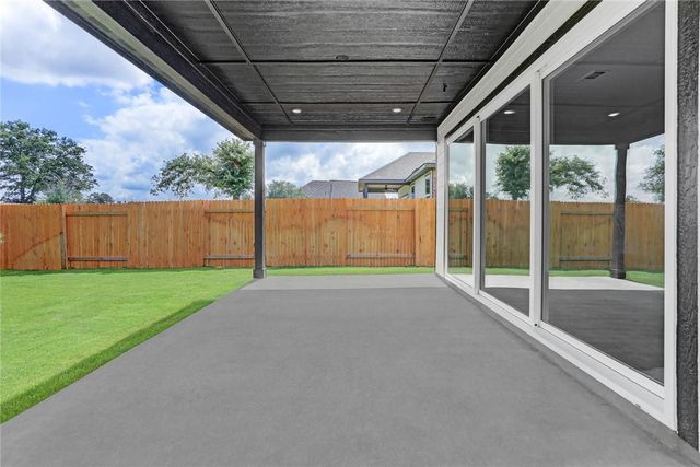 115 Red Oak PL, Bastrop, TX 78602
