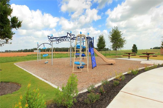 115 Red Oak PL, Bastrop, TX 78602
