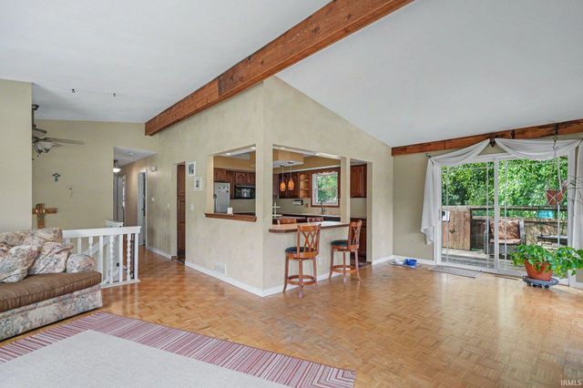 51093 Shady Lane, Elkhart, IN 46514