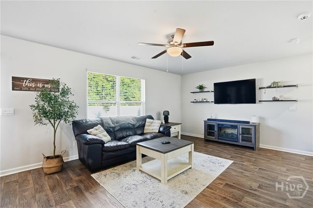 27 Spicebush Circle, Bloomingdale, GA 31302