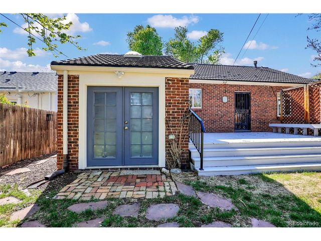 1230 Magnolia St, Denver, CO 80220