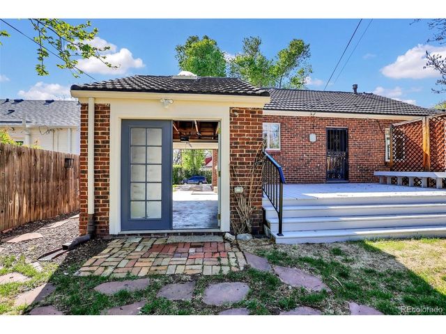 1230 Magnolia St, Denver, CO 80220